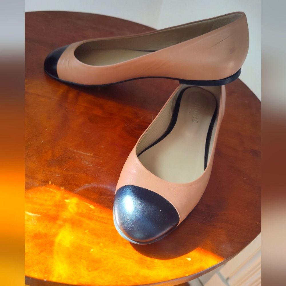Hobbs London cap-toe leather flats - Picture 2 of 5